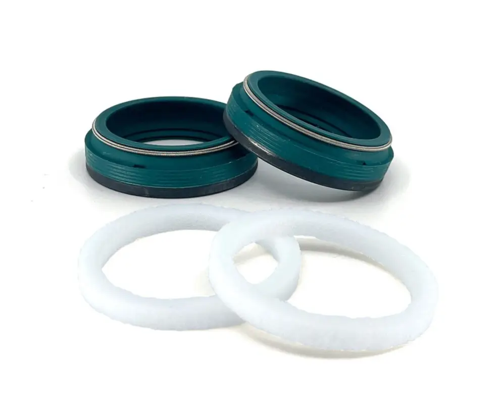 simeringy do přední vidlice (SR SUNTOUR 38 mm), SKF (zelené) Ověřený