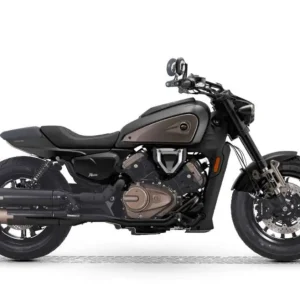 QJMOTOR SRV 600V černá Vrácení Zdarma