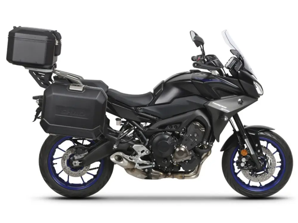Kompletní sada černých hliníkových kufrů SHAD TERRA BLACK, 48L topcase 36L/47L boční kufry, včetně montážní sady a plotny SHAD YAMAHA MT-09 Tracer / Tracer 900 Jen Po Omezenou Doba