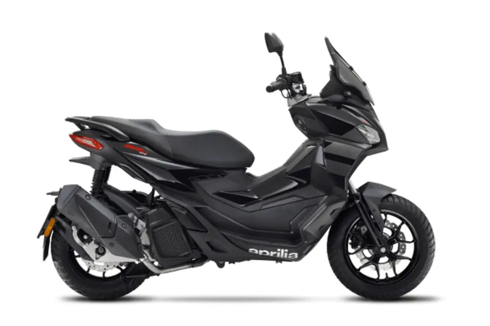 Aprilia SR GT 125 Black E5+ Finální Výprodej