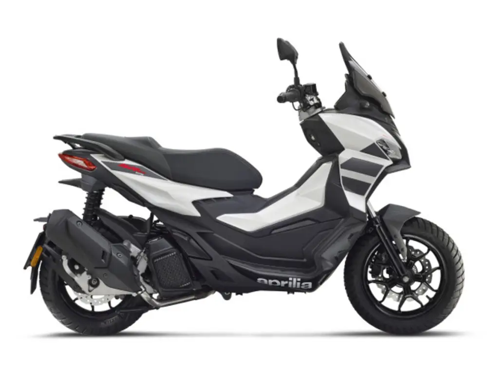 Finální Výprodej Aprilia SR GT 125 OPALESCENT LIGHT E5+