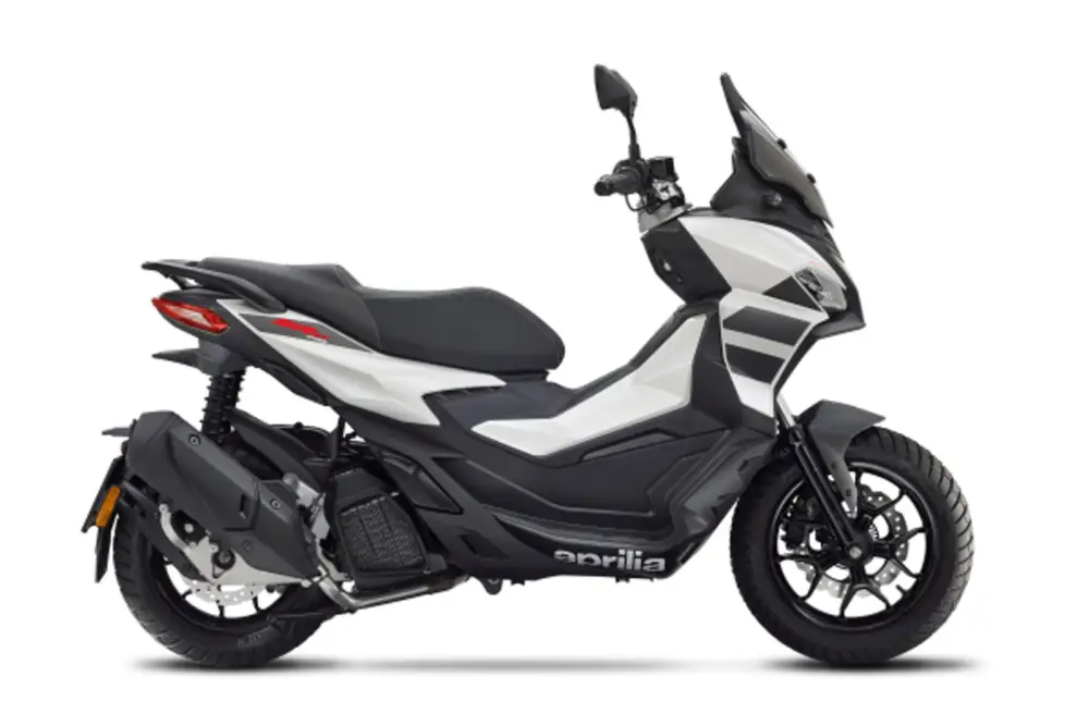 Pouze Dnes Aprilia SR GT 200 OPALESCENT LIGHT E5+