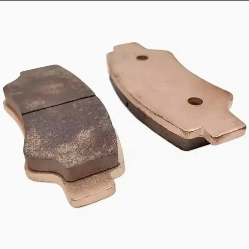 Přední brzdové destičky originální na Goes 400/500 Must-Have