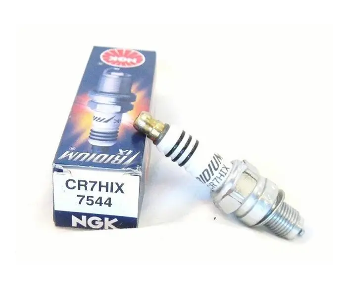 Svíčka NGK iridiová HONDA CM 125 C Custom rok 94-97 Kup Teď