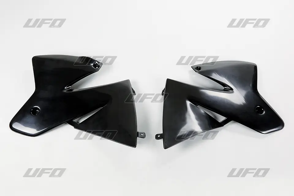 UFO kryty chladiče KTM 2T 98-00, 4T 00 barva černá Nakupujte Hned
