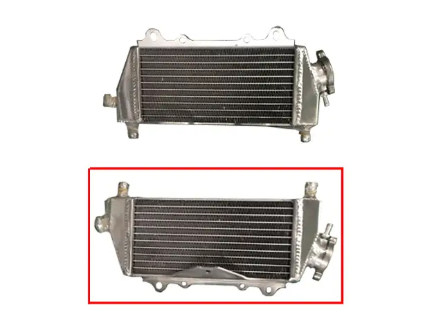 Cenová Bomba PSYCHIC chladič KAWASAKI KX 125 03-05, KX 250 03-04 zesílený se standardní kapacitou pravý kus (se zátkou)