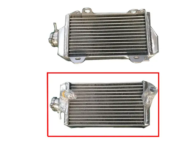 Originální PSYCHIC chladič SUZUKI RMZ 450 08-16 zesílený se zvýšenou kapacitou pravý (ks) (se zátkou)