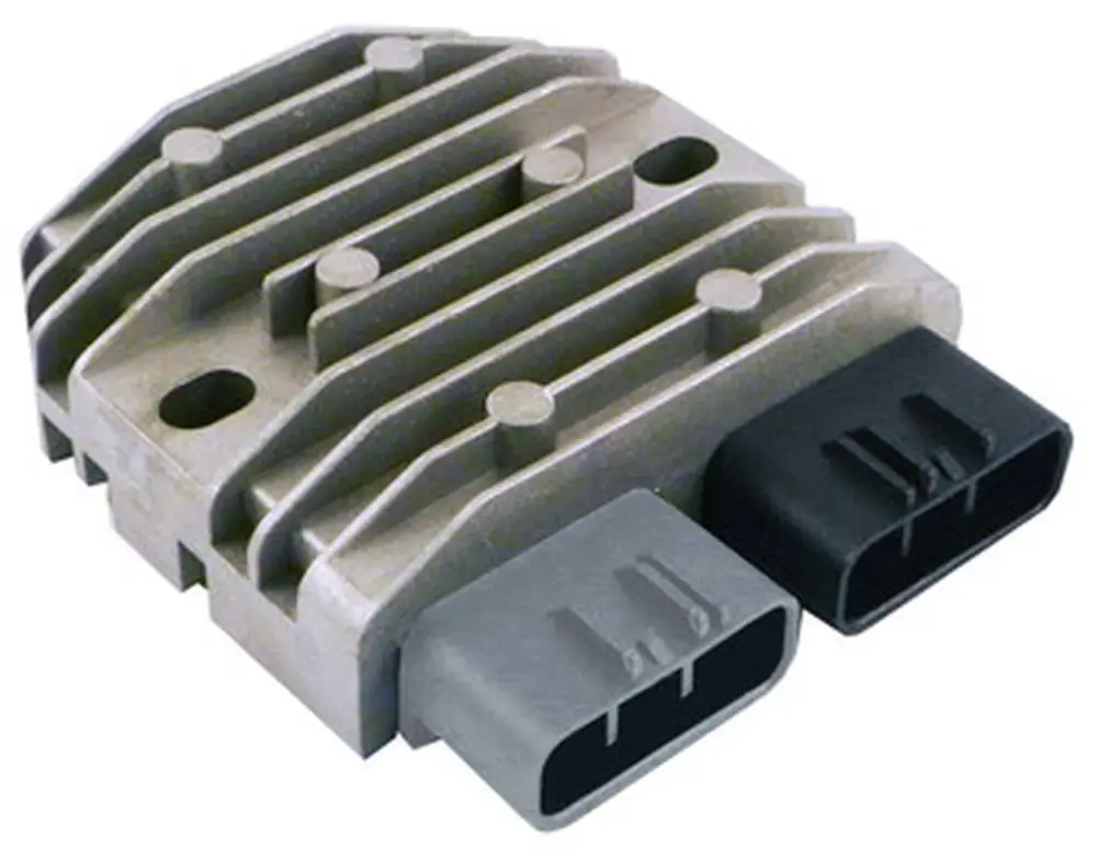 Must-Have DZE regulátor napětí SEA DOO CHALLENGER/GTI/RXP/WAKE 1500 08-12; GRAND TOURING 600/1200 11-13 (710001103) (50A)