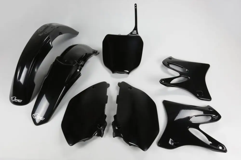 UFO kompletní sada plastů YAMAHA YZ 125 / 250 02-05 barva černá Nejprodávanější