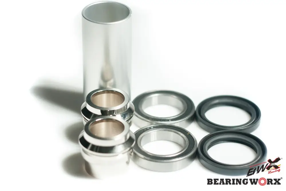 Ihned K Objednání BEARING WORX ložiska předního kola s těsněními a pouzdry KTM SX/SXF 125/250/350/450 15-23 , EXC/EXCF 125/250/300/350/450 16-23 TPI , HUSQVARNA,GAS GAS 21-23 (25-1402) (osa 22mm)